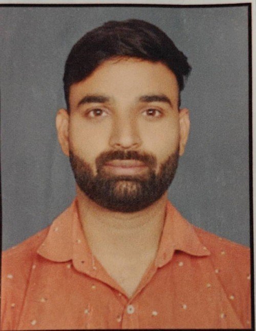 Rishabh Tiwari Maths home tutor in Varanasi.